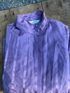 Vintage Lilac Button-Front Blouse